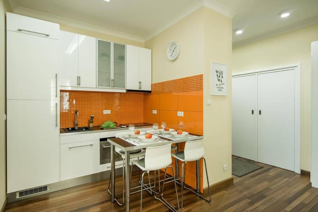 Apartamenty-Mi Happy Warszawa Exteriör bild