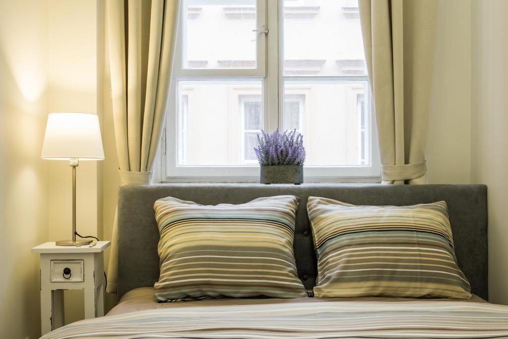 Apartamenty-Mi Happy Warszawa Exteriör bild